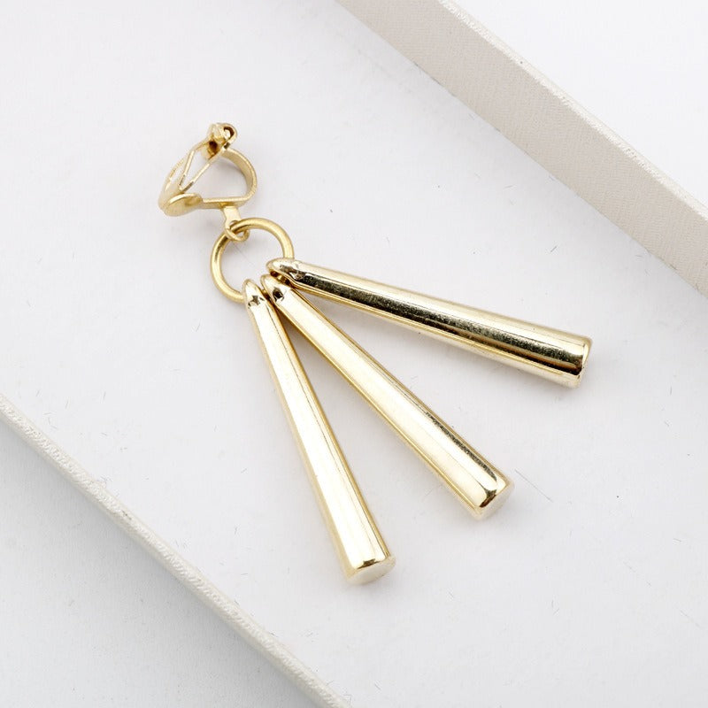 Anime peripheral accessories Pirate King  earrings ear clips earrings cosplay props