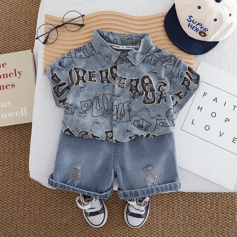 Short sleeved shirt and shorts set with letter pattern