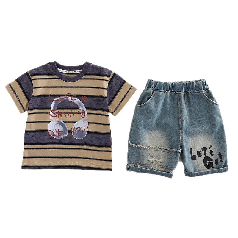 Earphone pattern short sleeved shirt shorts set