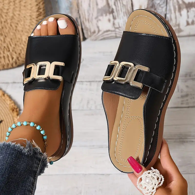 Casual and fashionable minimalist fish-mouth sandals with metal buckles