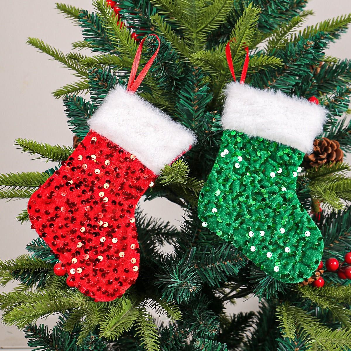 Glitter Plush White Edge Glitter Christmas Socks Decoration Festival Christmas Tree Candy Bag Pendant Christmas Gift Bag
