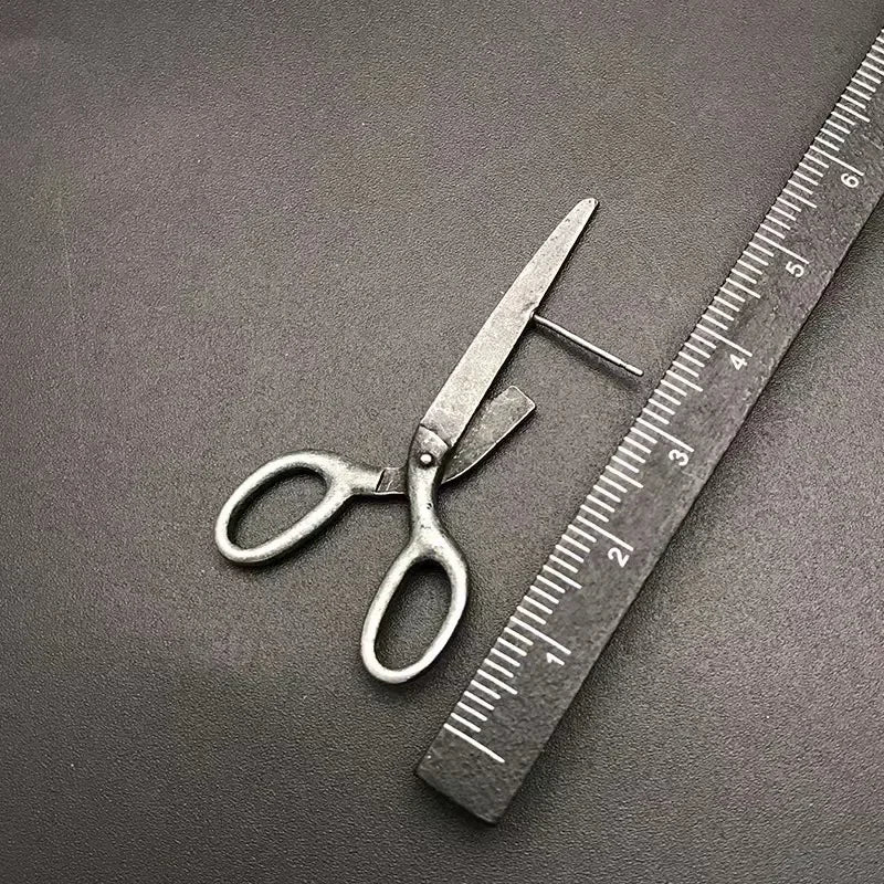 Dark Gothic Vintage Imitation Scissors Exaggerate Stud Earrings for Men Women Goth Punk Silver Color Halloween Fashion Jewelry