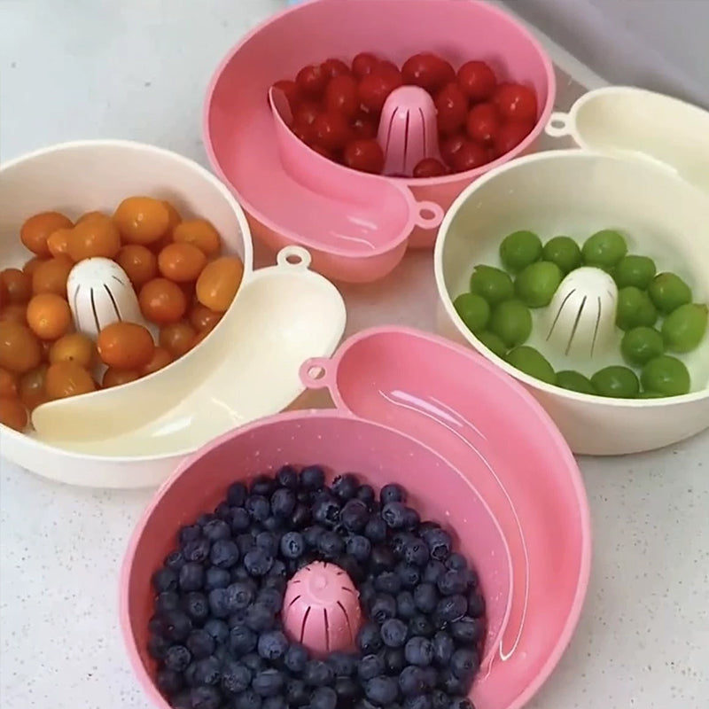 Snail-shaped multi-functional fruit drainer/vegetable washer: automatic rotation, reusable