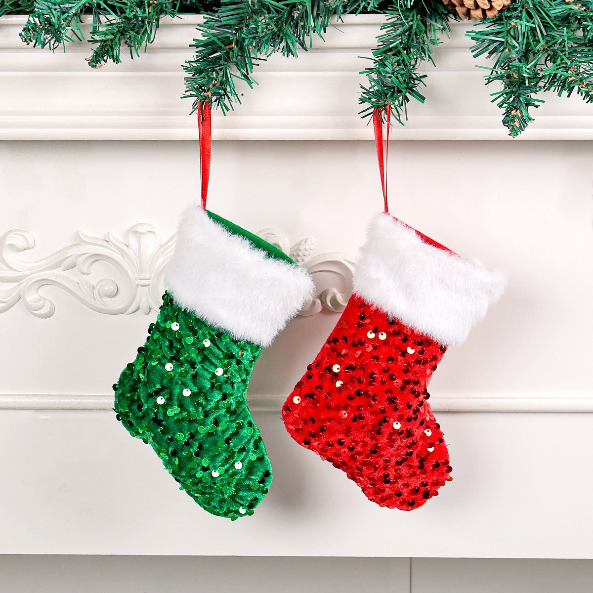 Glitter Plush White Edge Glitter Christmas Socks Decoration Festival Christmas Tree Candy Bag Pendant Christmas Gift Bag