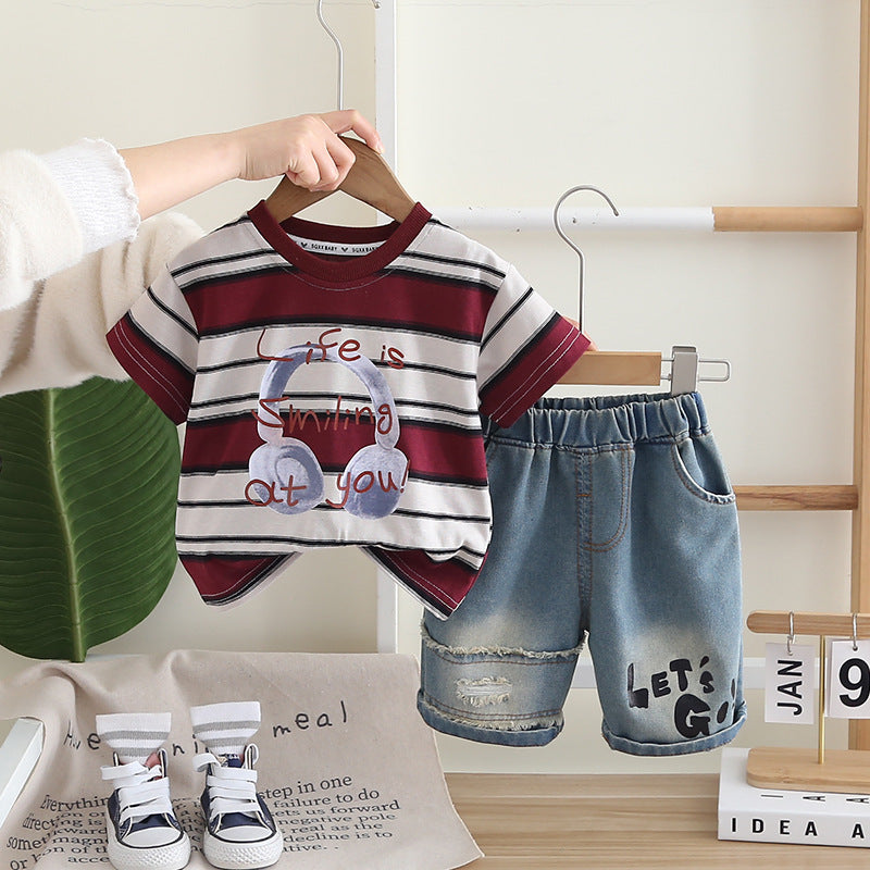 Earphone pattern short sleeved shirt shorts set